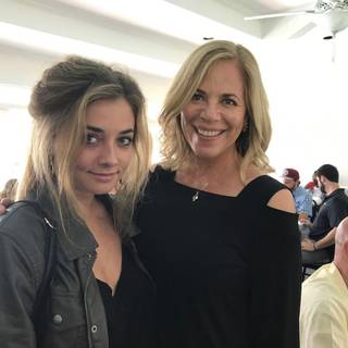 Giorgia Whigham wallpaper