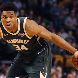 Giannis Antetokounmpo 2019 wallpaper