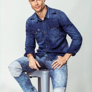 Cristiano Ronaldo and Georgina Rodriguez wallpaper