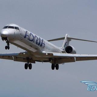 Bombardier CRJ900 wallpaper