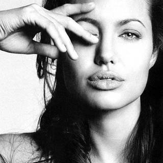 Angelina Jolie wallpaper