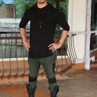 Vidyut Jammwal wallpaper