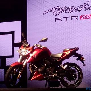 TVS Apache RTR200 4V wallpaper