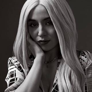 Ava Max wallpaper