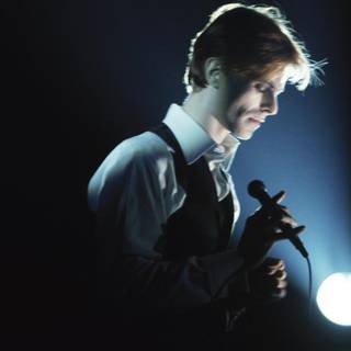 The Thin White Duke wallpaper