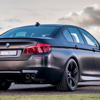 BMW M5 wallpaper
