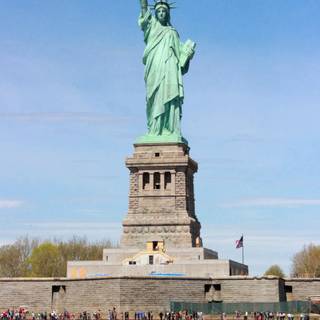 Statue of Liberty wallpaper