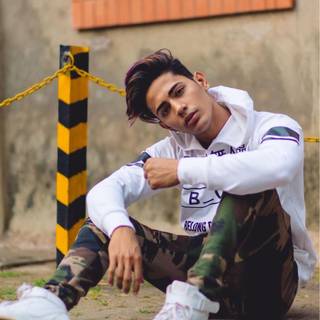 Danish Zehen wallpaper