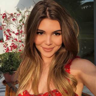 Olivia Jade wallpaper