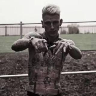 Rap Devil Machine Gun Kelly wallpaper