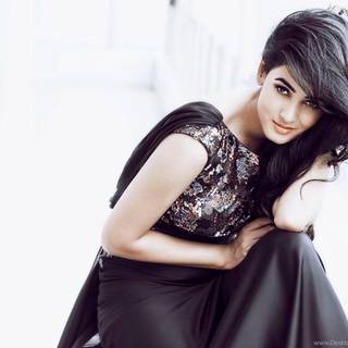 Sonal Chauhan wallpaper