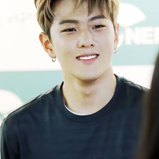 Kim Donghyuk wallpaper