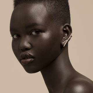 Adut Akech wallpaper