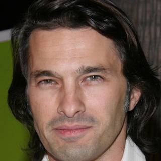 Olivier Martinez wallpaper