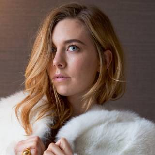 Vanessa Kirby wallpaper