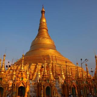 Shwedagon Pagoda wallpaper