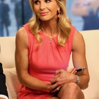 Elisabeth Hasselbeck wallpaper