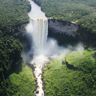 Kaieteur Falls wallpaper