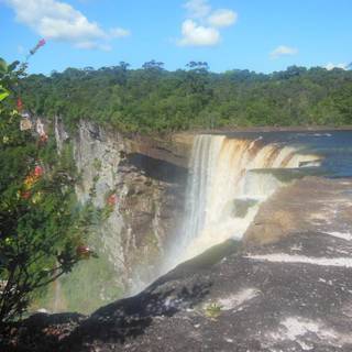 Kaieteur Falls wallpaper
