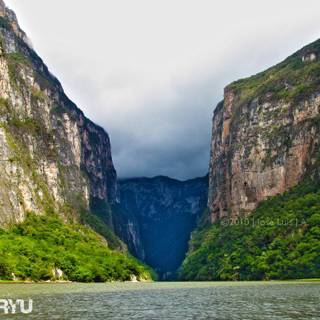 Sumidero Canyon wallpaper
