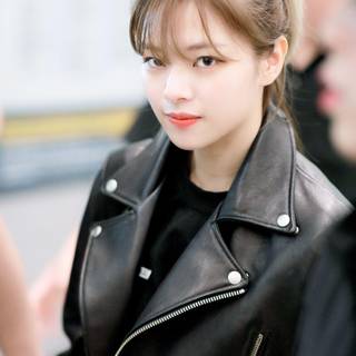 Yoo Jeongyeon wallpaper