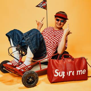 Oliver Tree wallpaper