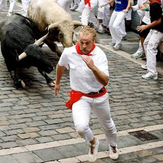 Running of the Bulls wallpaper
