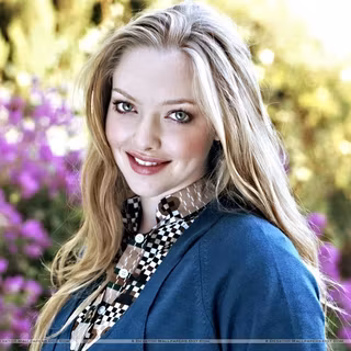 Amanda Seyfried 2019 wallpaper