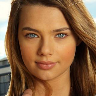 Indiana Evans wallpaper