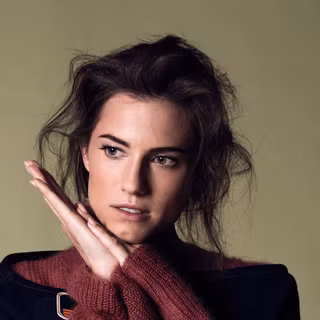 Allison Williams wallpaper