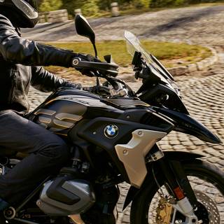 BMW R1250GS wallpaper