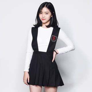 Shin Ryu-jin wallpaper