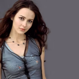 Amy Acker wallpaper