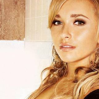 Hayden Panettiere 2019 wallpaper