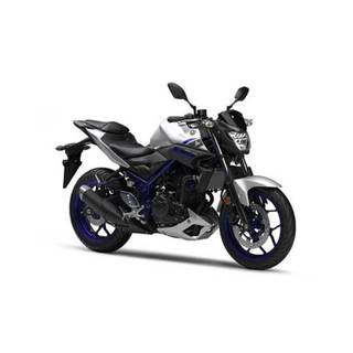 White Yamaha MT-15 wallpaper