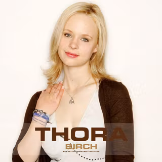 Thora Birch wallpaper