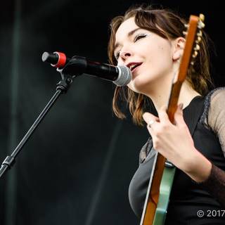 The Regrettes wallpaper