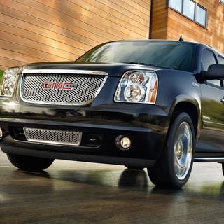 GMC Suburban wallpaper