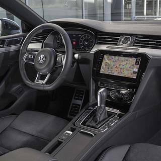 Volkswagen Passat 2019 wallpaper