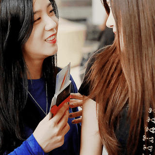 Blackpink Jenlisa wallpaper