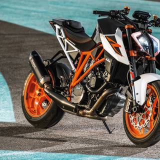 KTM RC 200 bike wallpaper