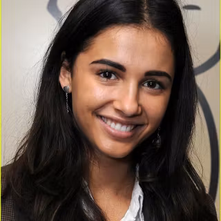 Naomi Scott wallpaper