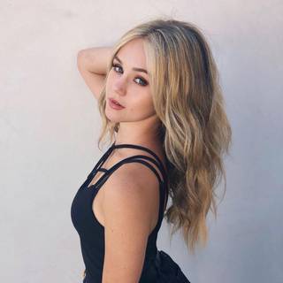 Brec Bassinger wallpaper