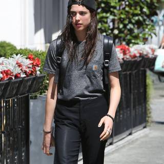 Margaret Qualley wallpaper