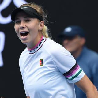 Amanda Anisimova wallpaper