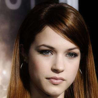 Alexis Knapp wallpaper