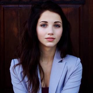 Emily Wickersham wallpaper