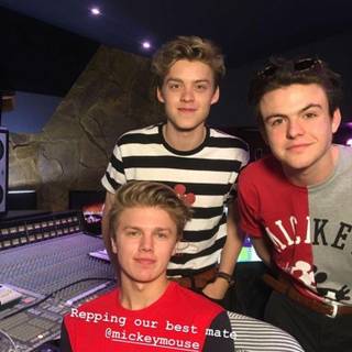 New Hope Club wallpaper