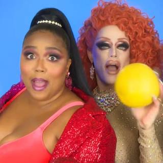 Lizzo Juice wallpaper