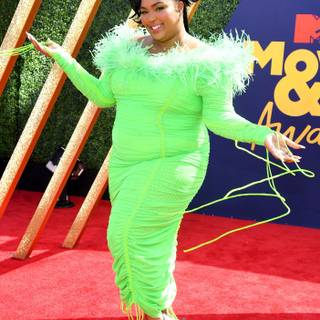 Lizzo Juice wallpaper